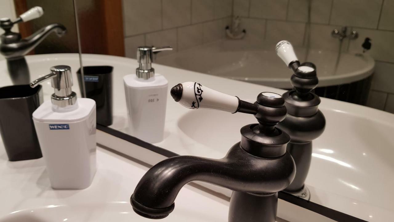 Ferienwohnung-Kormann Schkopau Esterno foto