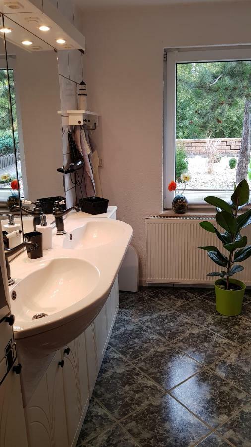 Ferienwohnung-Kormann Schkopau Esterno foto